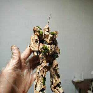 Battle-Damaged Gundam Customization