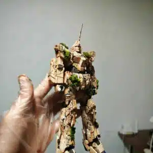 Battle-Damaged Gundam Customization